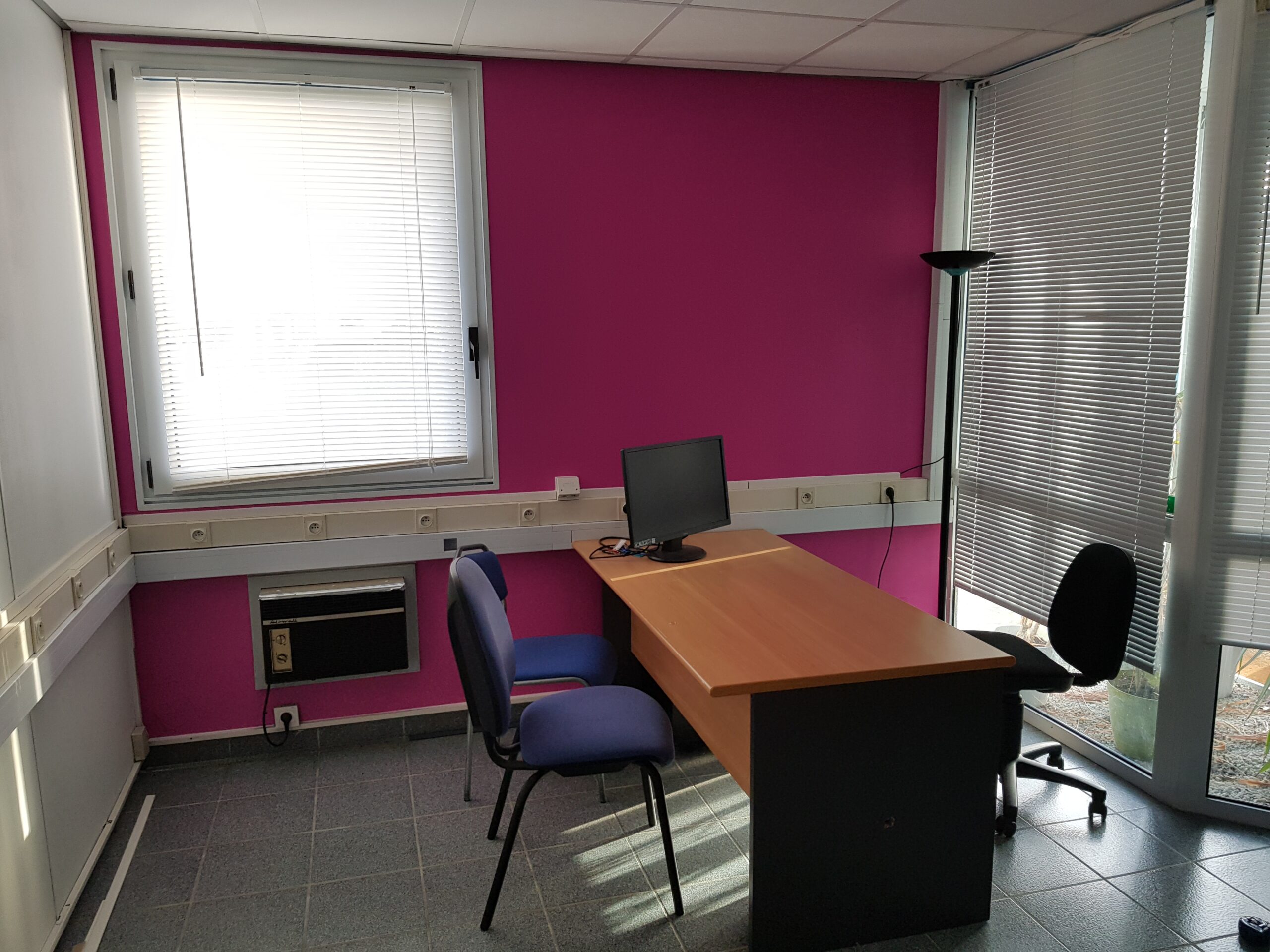 Local commercial 17 m² · à Louer · 17,3 m² · 425 €/mois