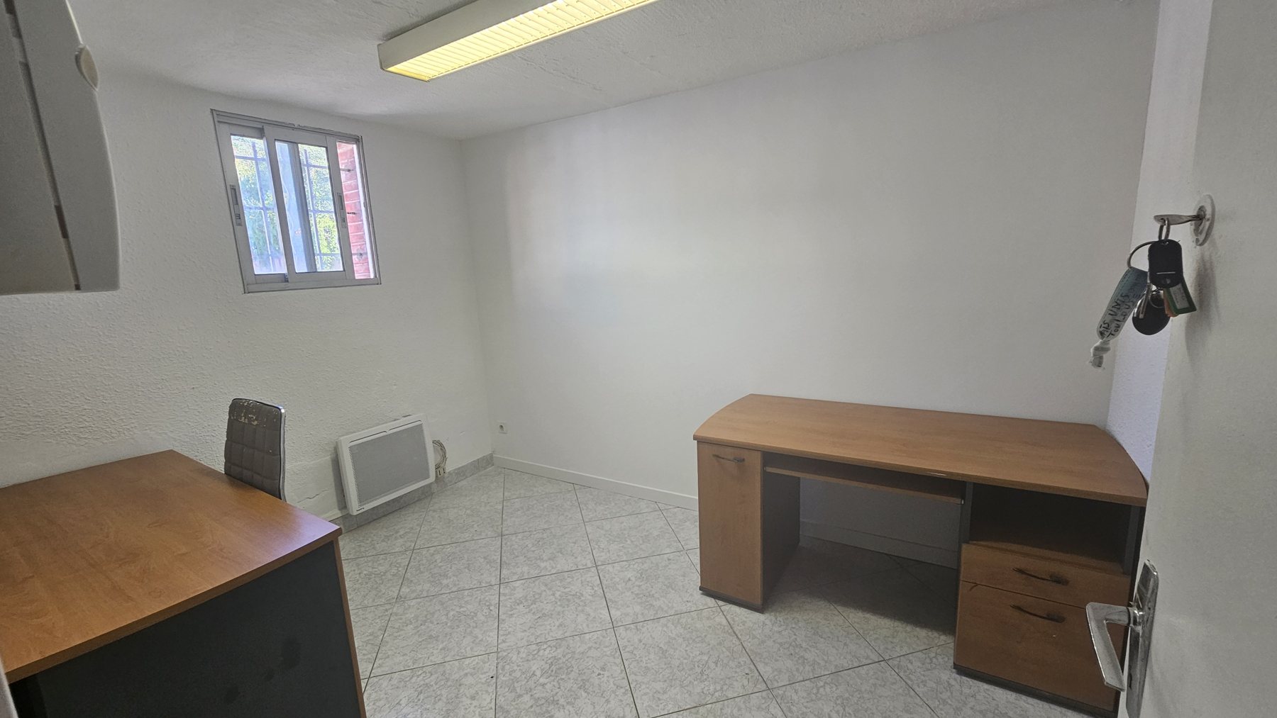 Local commercial 12 m² · à Louer · 12 m² · 210 €/mois